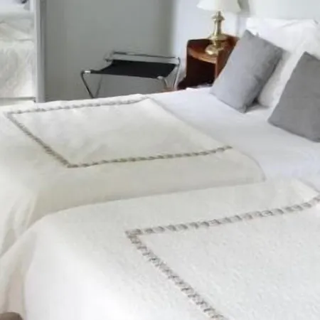 فندق Chateau D'hassonville