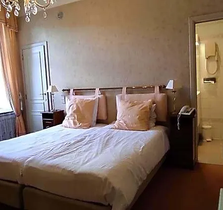 Chateau D'hassonville 3* איי